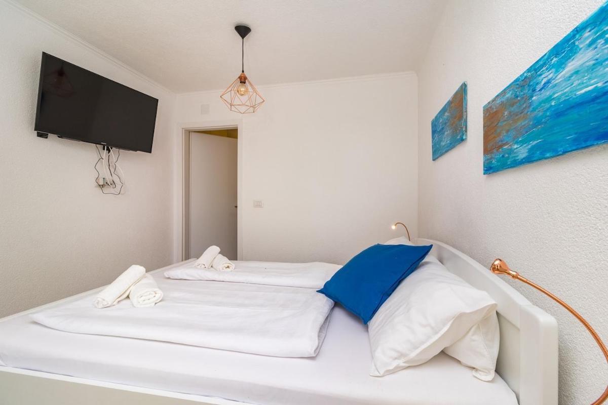 Gridolina Apartment พูลา ภายนอก รูปภาพ