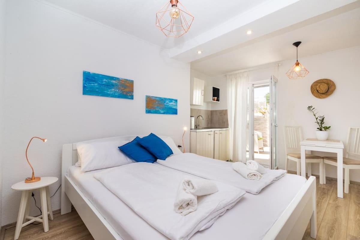 Gridolina Apartment พูลา ภายนอก รูปภาพ