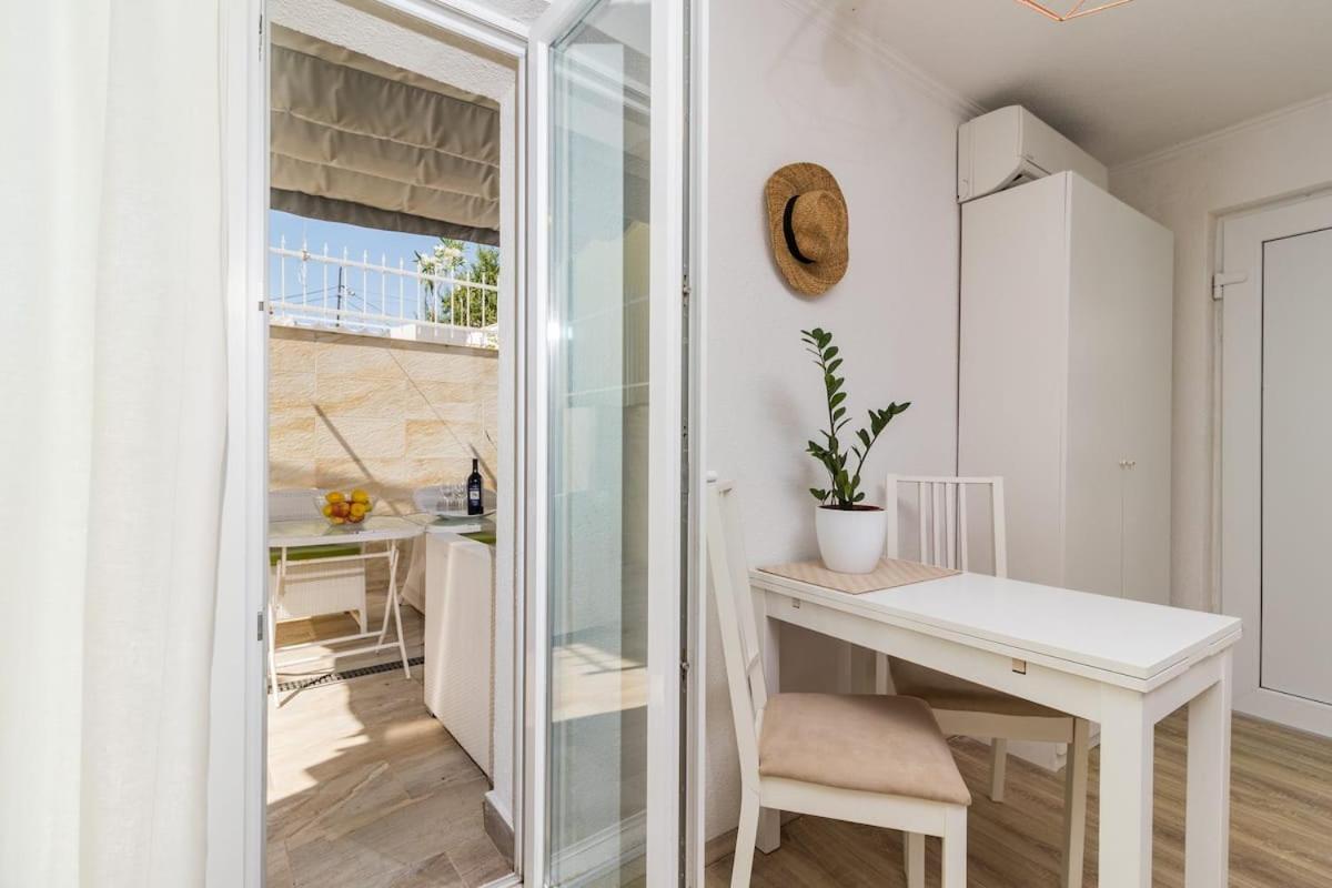 Gridolina Apartment พูลา ภายนอก รูปภาพ